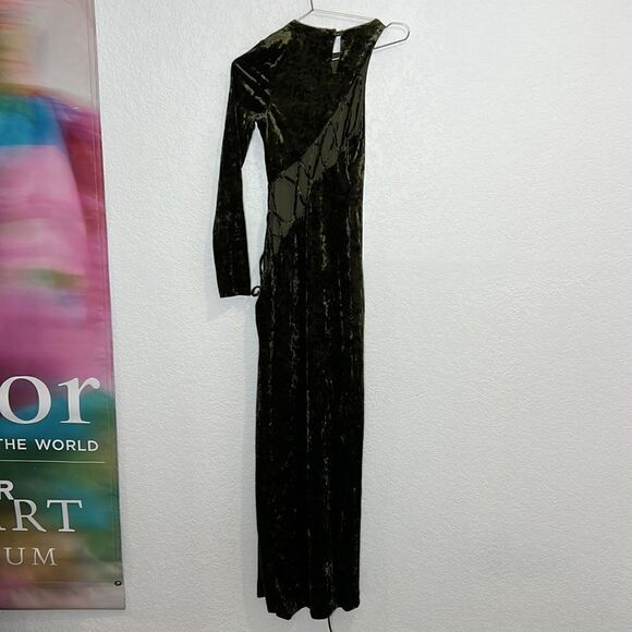 NWT Camila Coelho Gabriel Green Velvet Maxi Dress XS Revolve - Picture 6 of 16
